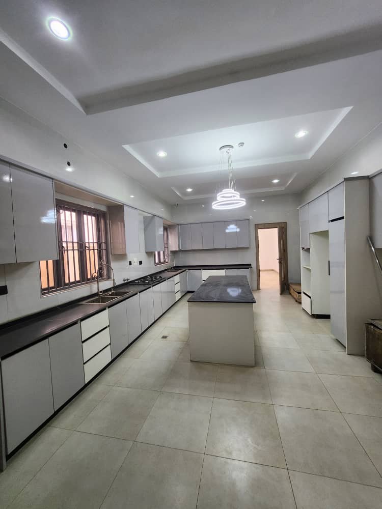 WhatsApp Image 2025-11-17 at 4.30.42 PM (1)