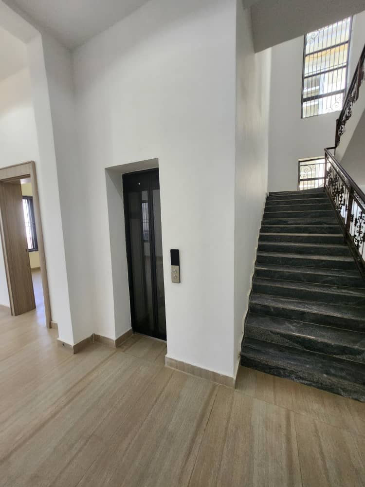 WhatsApp Image 2025-11-17 at 4.30.49 PM (1)